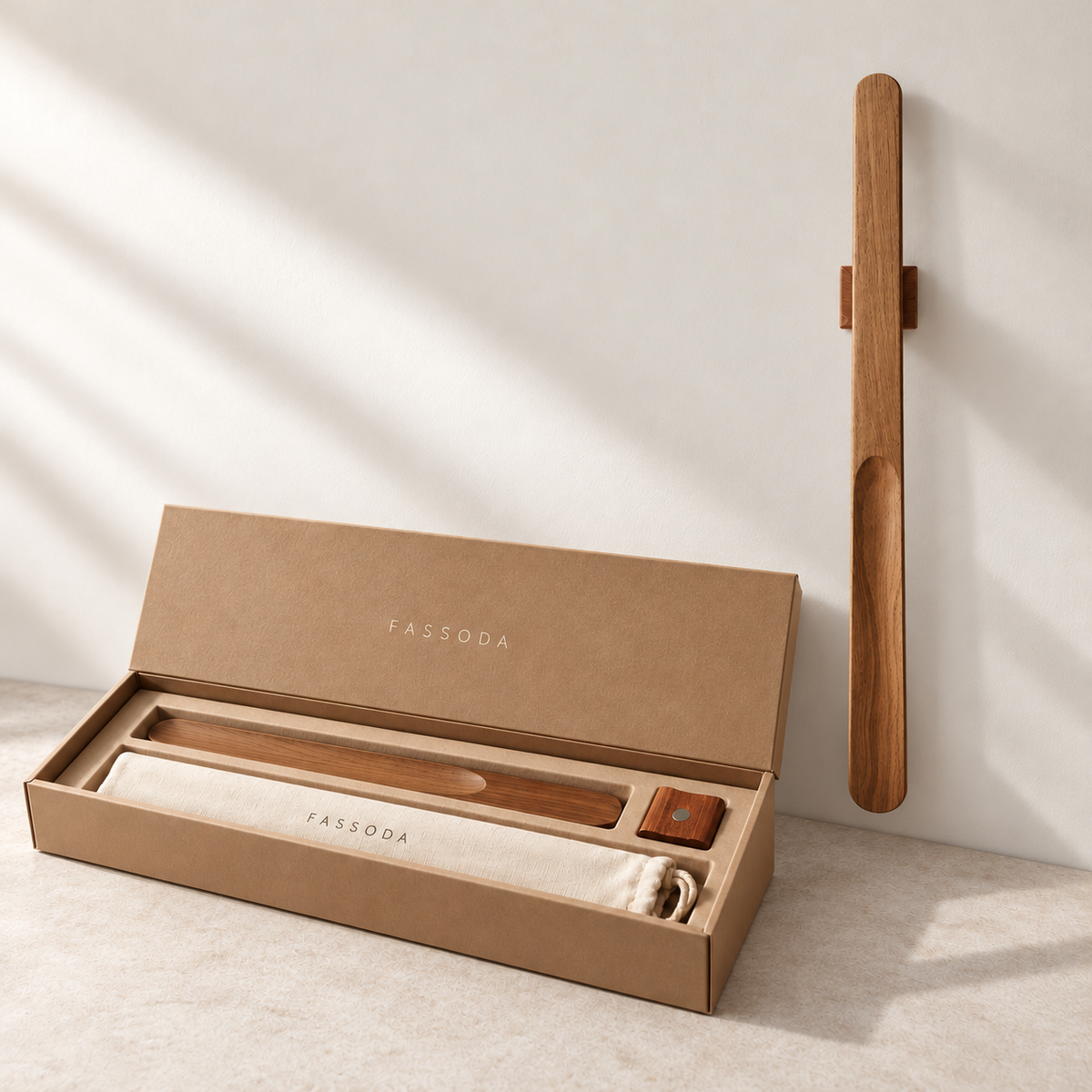 Chausse-pied magnétique en bois